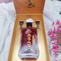 鹿茸血酒礼盒（带酒杯） 方瓶