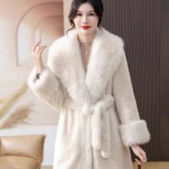 AMYSURE爱米修气质款时尚百搭大毛领中长款毛， 白色 m