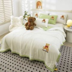 品牌 泰迪熊TEDDY BEAR/A类空调被可机洗纯色.. 夏夜果绿 150cm*200cm【单人夏被】
